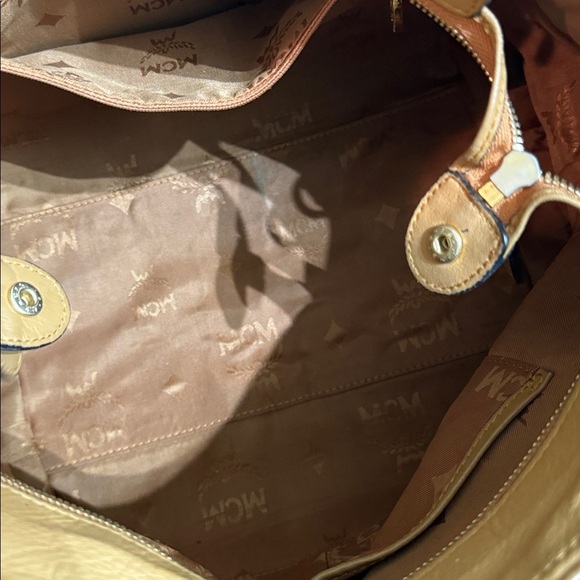 MCM Shoulder Bag with zipper - Picture 7 of 7